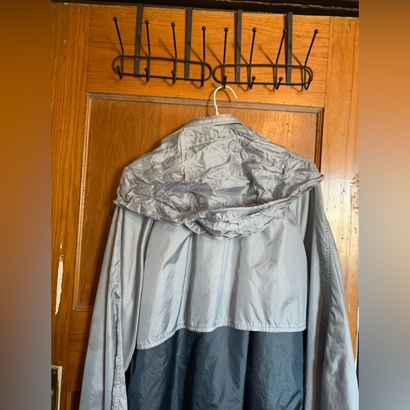 Windriver Outfitting Co Men’s windbreaker - Picture 4 of 5